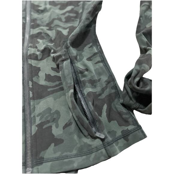 Lululemon Women’s 6 Hooded Define Jacket Nulu Camo - Picture 7 of 11